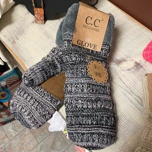 Women’s CC Mittens